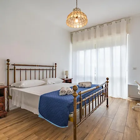 Апартаменты Flamingo Poetto Mare A Due Passi Кальяри